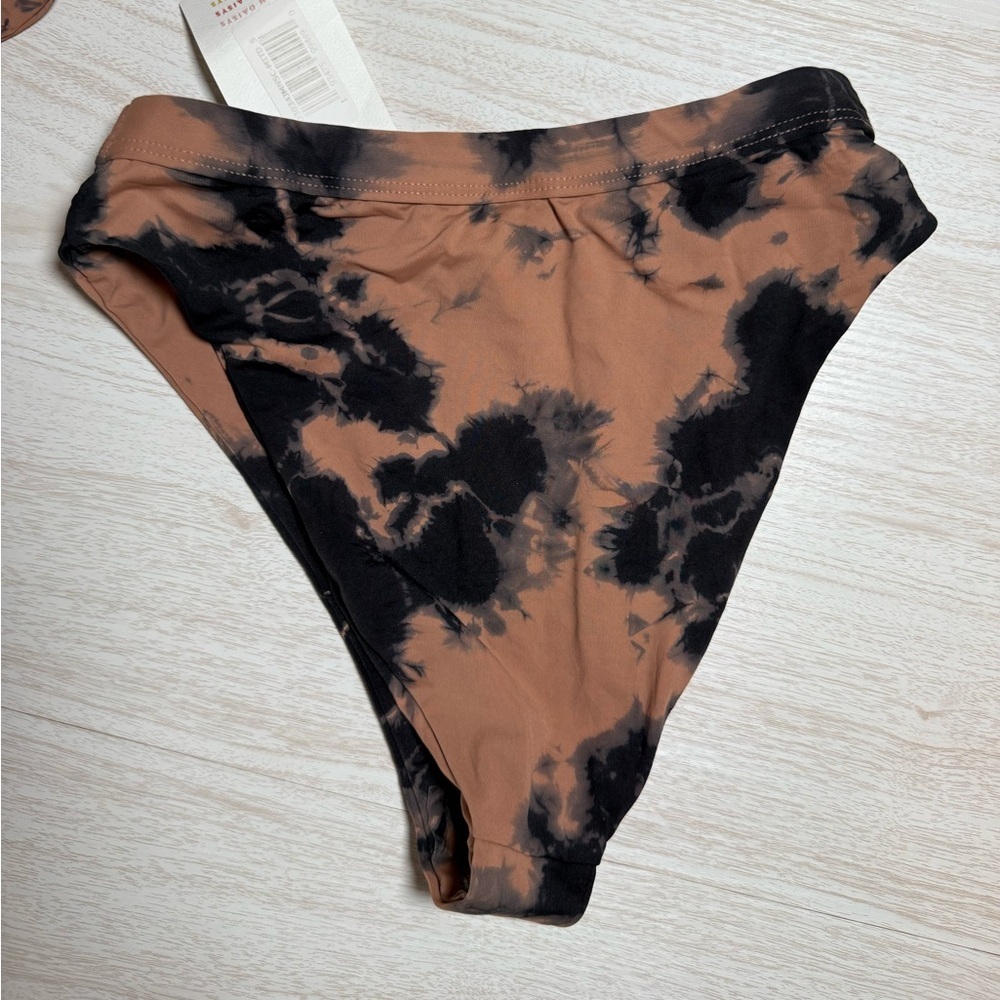 Dippin' Daisy's Topanga Swimsuit set - S - Picture 10 of 11